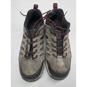 Magellan Outdoor low hiking trail Men's  hoes Size 8
